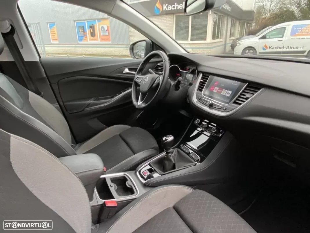 Opel Grandland X 2019 - 21750 EUR, 156000 km - AUTO.MOTO.pt - 156000km - foto 13 de 26