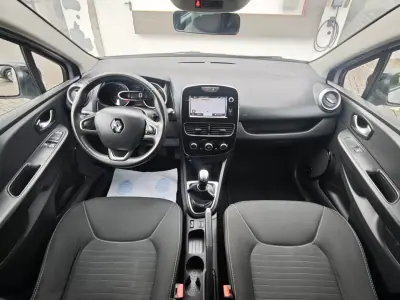 Renault Clio 2018 - 8600 EUR, 0 km - AUTO.MOTO.pt - foto 4 de 10