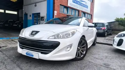 Peugeot RCZ 2011 - 10900 EUR, 158000 km - AUTO.MOTO.pt - 158000km - foto 13 de 19