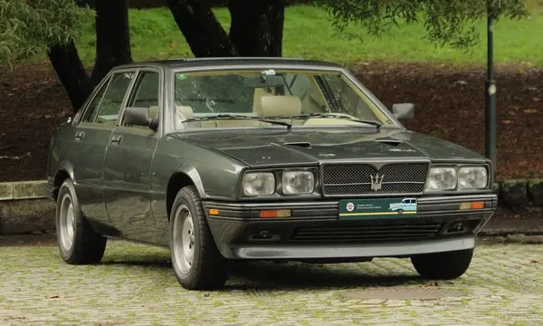 Maserati 420 420 Si 1988 Gasolina — 81 000 km · Porto Maserati 420 420 Si 1988 Gasolina