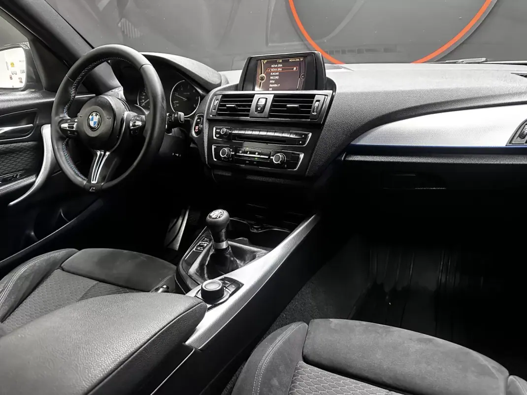BMW 118 2012 - 13990 EUR, 263000 km - 263000km - foto 24 de 27