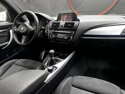 BMW 118 2012 - 13990 EUR, 263000 km - 263000km - foto 24 de 27