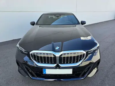 BMW 520 2024 - 48500 EUR, 21000 km - foto 3 de 39