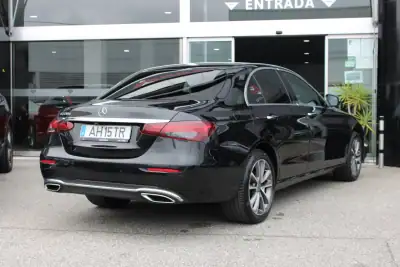 Mercedes-Benz E 220 2021 - 36900 EUR, 78024 km - AUTO.MOTO.pt - 78024km - foto 2 de 34