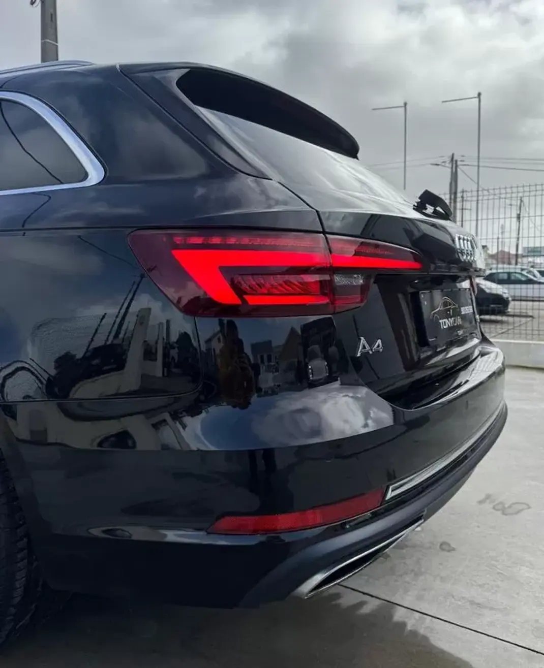 Audi A4 Avant 2020 - 30900 EUR, 129950 km - AUTO.MOTO.pt - 129950km - foto 23 de 41