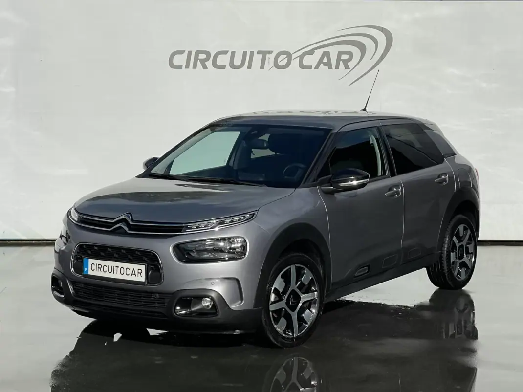 Citroën C4 Cactus 2019 - 12995 EUR, 70182 km - AUTO.MOTO.pt - 70182km - foto 1 de 37