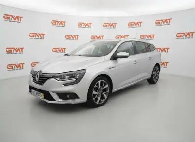 Renault Mégane Sport Tourer 2019 - 13490 EUR, 124000 km - foto 4 de 15