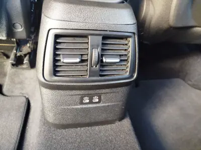 BMW 216 Active Tourer 2019 - 18950 EUR, 47250 km - AUTO.MOTO.pt - 47250km - foto 13 de 20