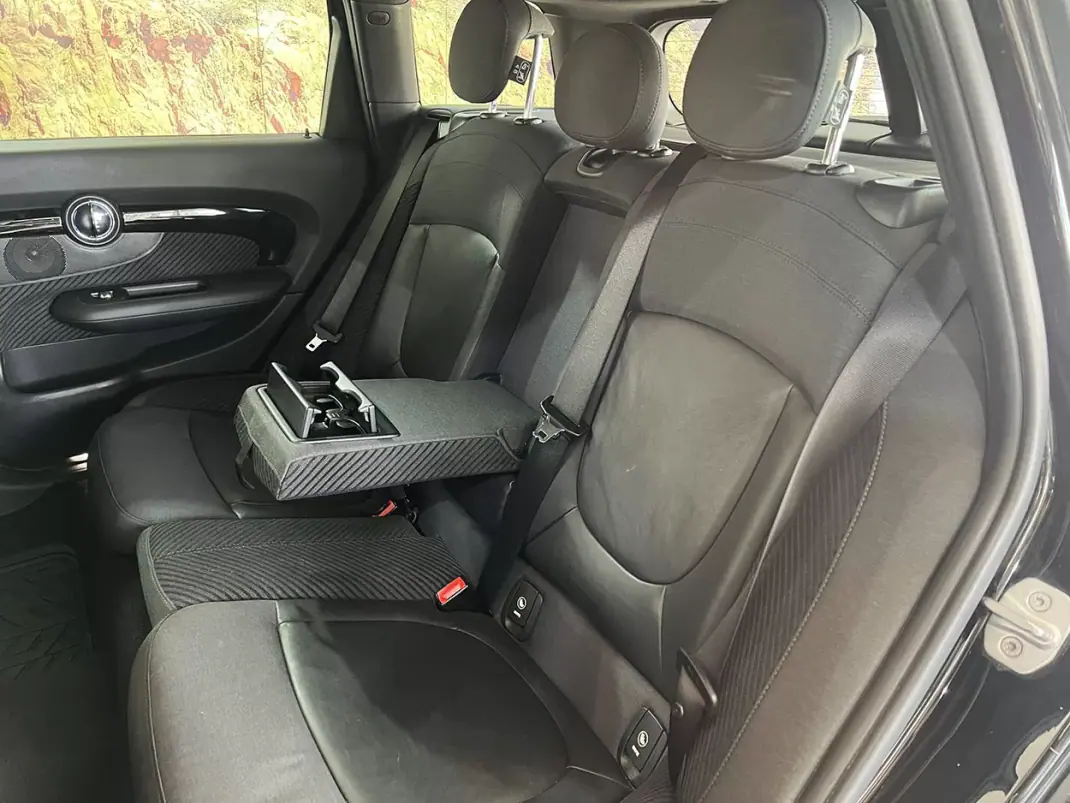 MINI Clubman 2016 - 14600 EUR, 126426 km - AUTO.MOTO.pt - 126426km - foto 22 de 23