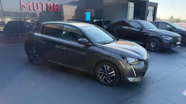 Peugeot 208 1.2 PureTech Allure 2022 Gasolina