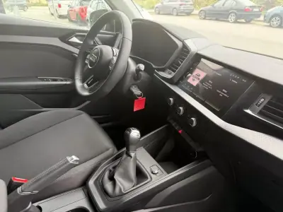 Audi A1 Sportback 2025 - 26750 EUR, 956 km - AUTO.MOTO.pt - 956km - foto 31 de 37