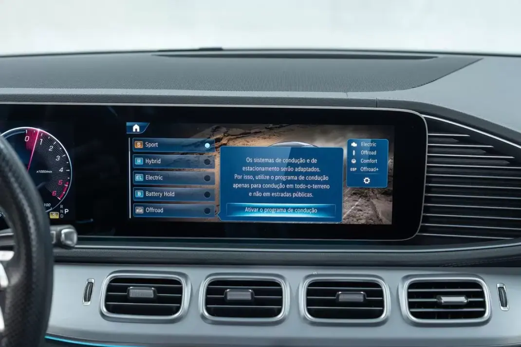 Mercedes-Benz GLE 350 2023 - 81950 EUR, 74000 km - AUTO.MOTO.pt - 74000km - foto 53 de 60