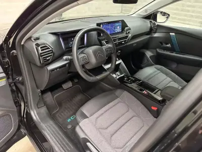 Citroën e-C4 2024 - 22950 EUR, 9452 km - AUTO.MOTO.pt - 9452km - foto 9 de 53