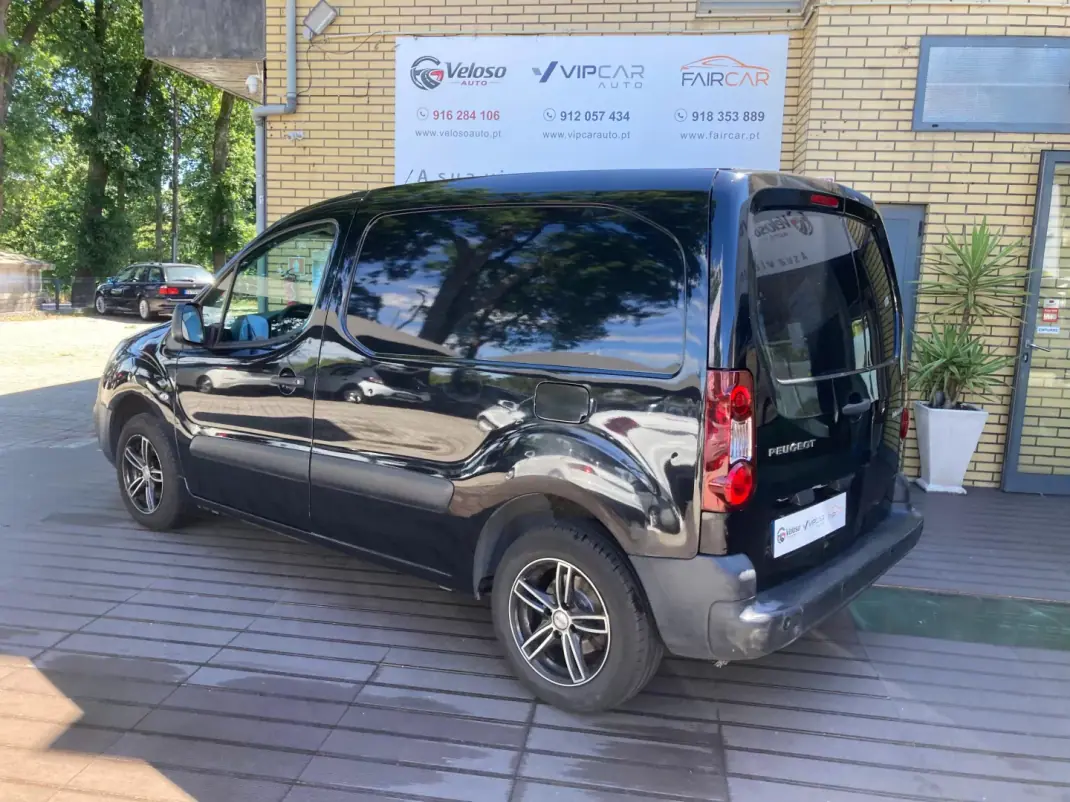 Peugeot PARTNER 1.6 BHDI L1 PRO 2017 - 9250 EUR, 164900 km - AUTO.MOTO.pt - 164900km - foto 5 de 22