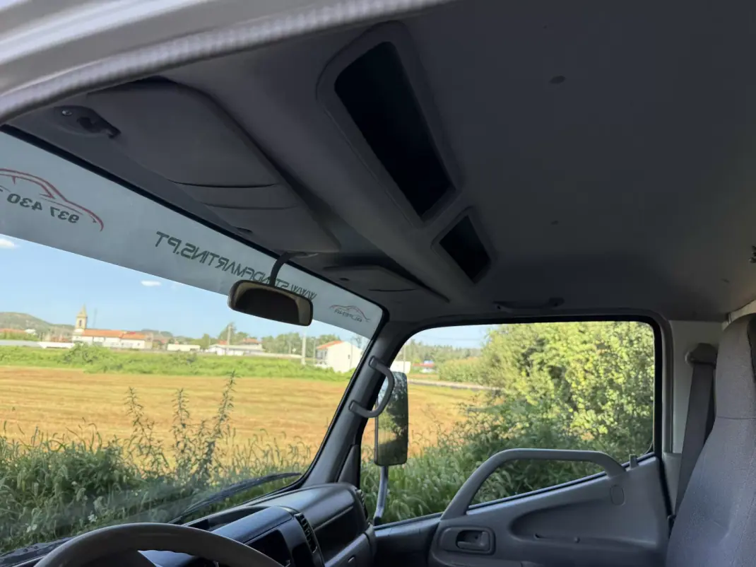 Toyota DYNA S 30.23 3.0 D4D AC+ ABS 2007 - 29490 EUR, 120000 km - 120000km - foto 13 de 19