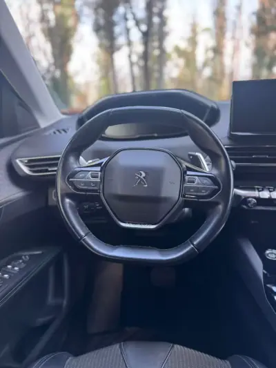 Peugeot 3008 2022 - 23500 EUR, 113156 km - AUTO.MOTO.pt - 113156km - foto 9 de 19