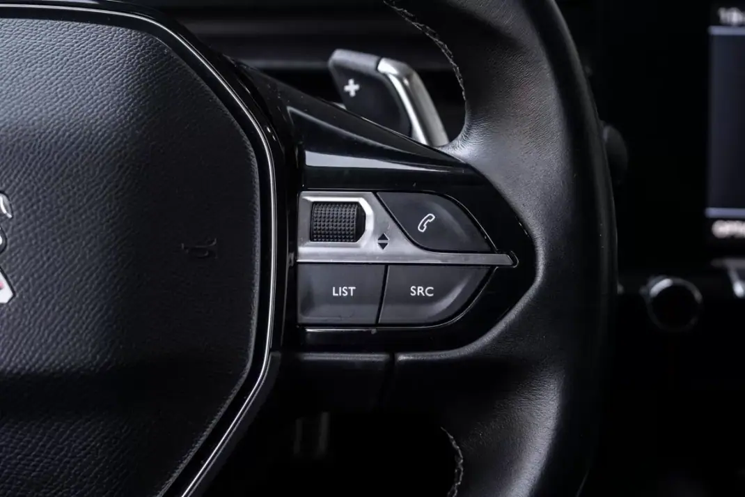 Peugeot 508 SW 2020 - 16990 EUR, 132236 km - AUTO.MOTO.pt - 132236km - foto 14 de 41