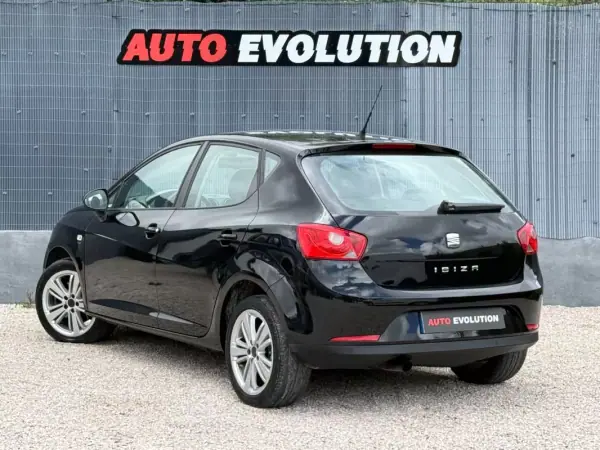 SEAT Ibiza 2008 - 7450 EUR, 190000 km - AUTO.MOTO.pt - 190000km - foto 3 de 13