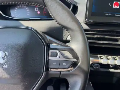 Peugeot 3008 2021 - 20490 EUR, 94000 km - AUTO.MOTO.pt - 94000km - foto 12 de 27