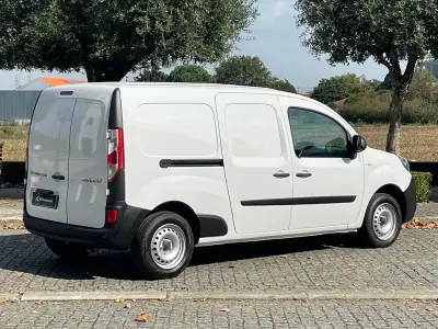 Renault Kangoo 1.5 dCi Longa IVA Dedutível 2021 - 13900 EUR, 151000 km - AUTO.MOTO.pt - 151000km - foto 7 de 27