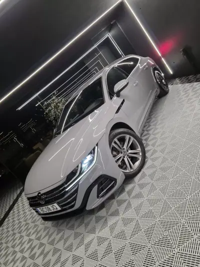 Volkswagen Arteon Shooting Brake 2023 - 30750 EUR, 134000 km - AUTO.MOTO.pt - 134000km - foto 5 de 27