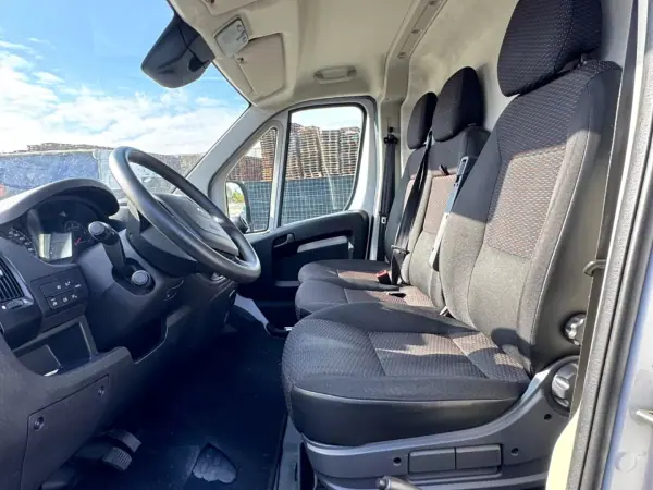 Peugeot Boxer 2021 - 7940 EUR, 201820 km - AUTO.MOTO.pt - 201820km - foto 6 de 9