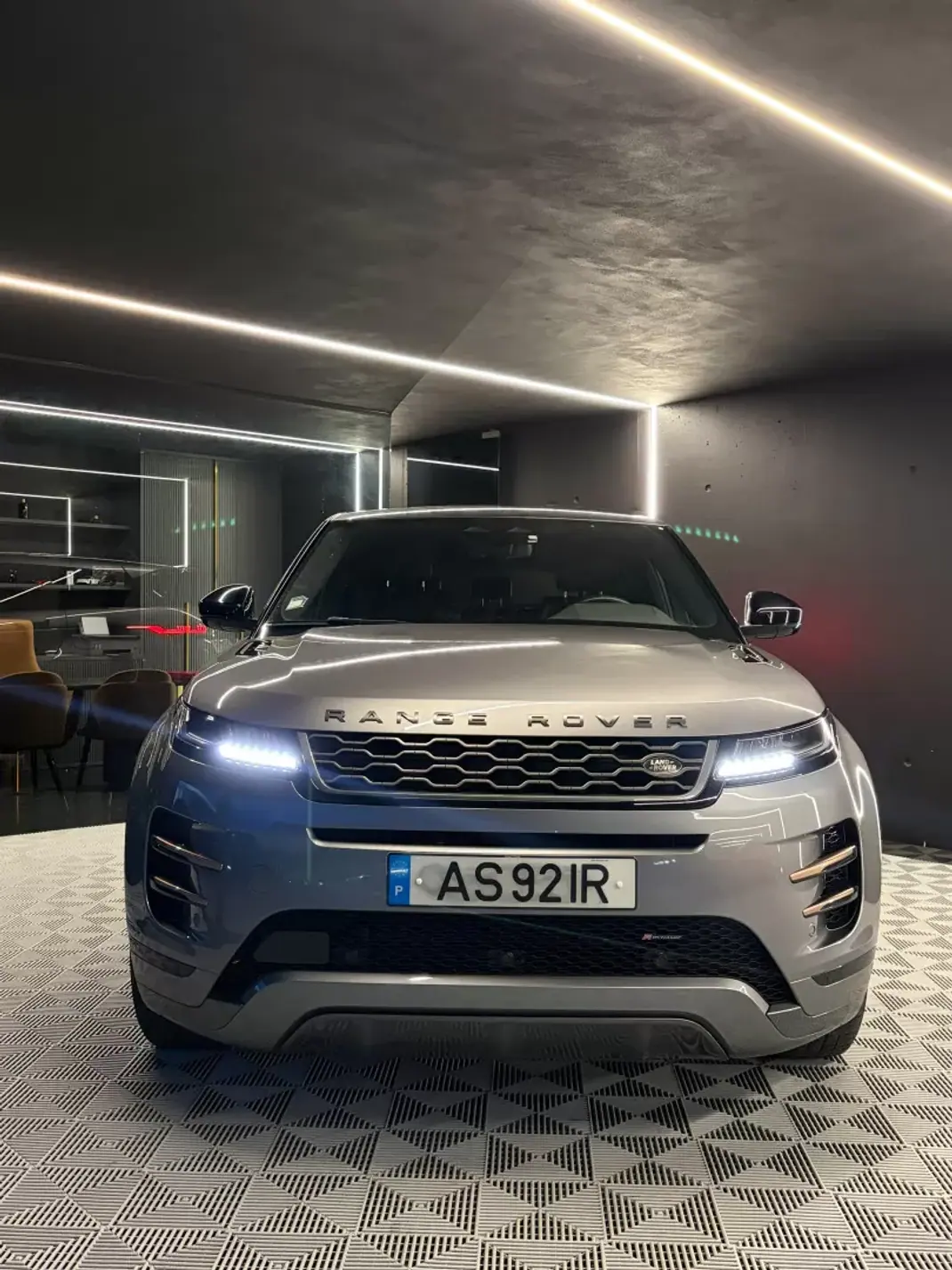 Land Rover EVOQUE 2022 - 37750 EUR, 66000 km - 66000km - foto 4 de 37