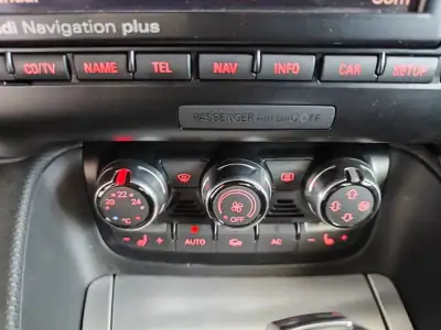 Audi TT Coupé 2009 - 21150 EUR, 115300 km - AUTO.MOTO.pt - 115300km - foto 31 de 35