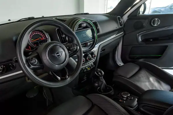 MINI Countryman 2019 - 17900 EUR, 179421 km - AUTO.MOTO.pt - 179421km - foto 5 de 28