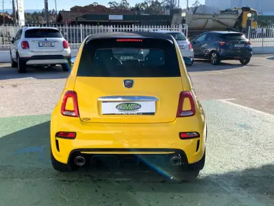 Abarth 595 2020 — foto 4 de 16