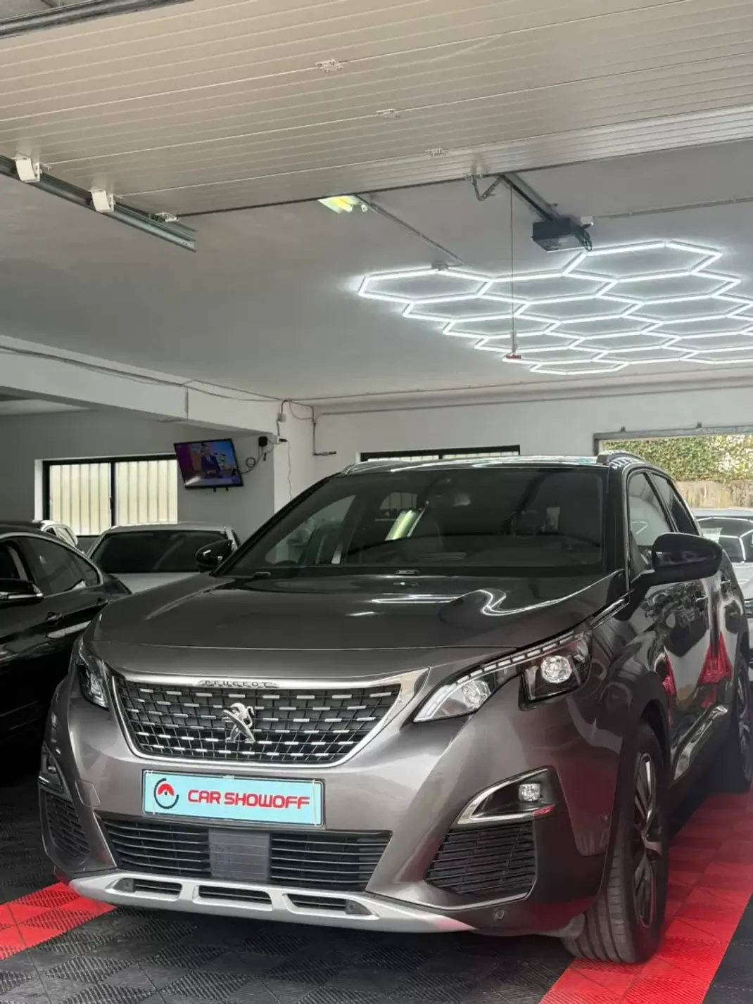 Peugeot 3008 2020 - 17900 EUR, 165000 km - AUTO.MOTO.pt - 165000km - foto 3 de 13