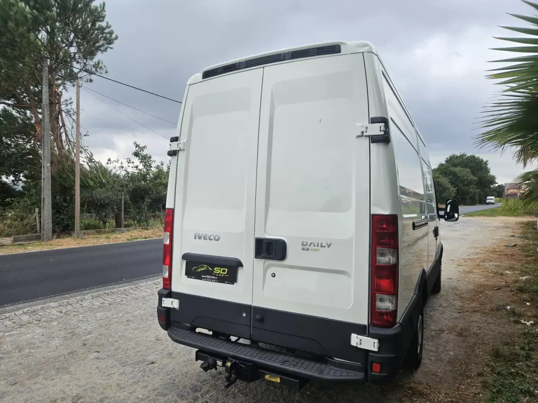 Iveco Daily 2008 - 8950 EUR, 222000 km - 222000km - foto 5 de 9