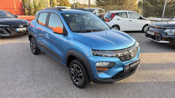 Dacia Spring 2023 — foto 3 de 54
