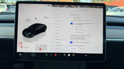 Tesla Model 3 2022 - 31900 EUR, 57000 km - AUTO.MOTO.pt - 57000km - foto 23 de 47