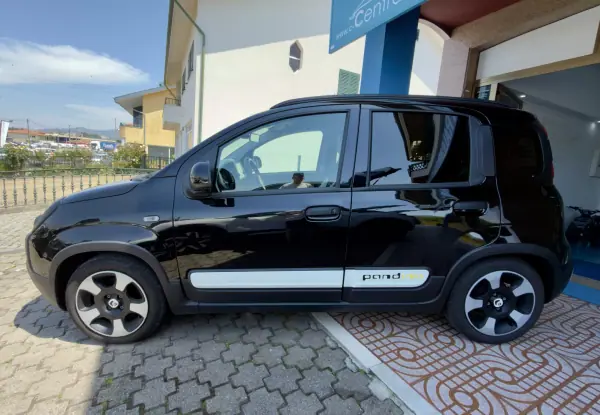 Fiat Panda 2025 - 13950 EUR, 19000 km - AUTO.MOTO.pt - 19000km - foto 6 de 24