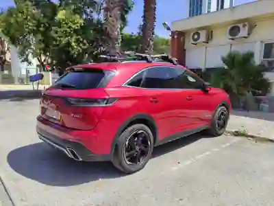 DS DS7 Crossback 2018 — foto 6 de 9