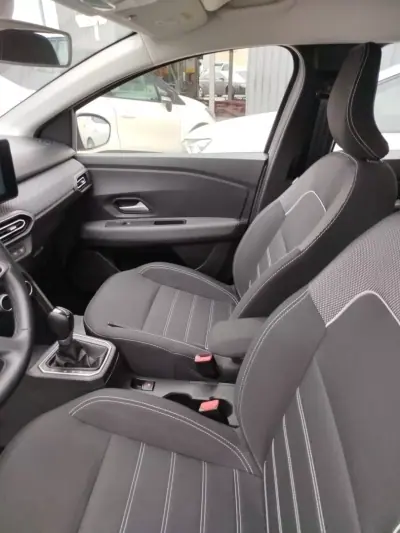 Dacia Sandero 2023 - 16900 EUR, 30924 km - AUTO.MOTO.pt - 30924km - foto 6 de 16