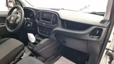 Fiat Doblo 1.6 M-JET2 3 LUG. 2021 - 13500 EUR, 55800 km - AUTO.MOTO.pt - 55800km - foto 16 de 28