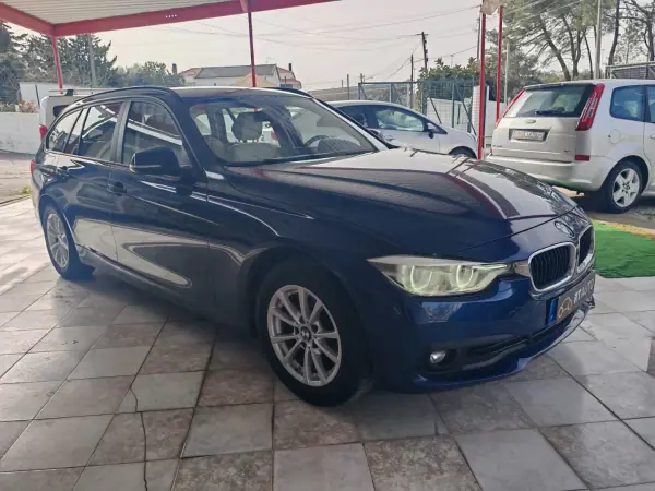 BMW 318 2019 - 22990 EUR, 82000 km - AUTO.MOTO.pt - 82000km - foto 2 de 11
