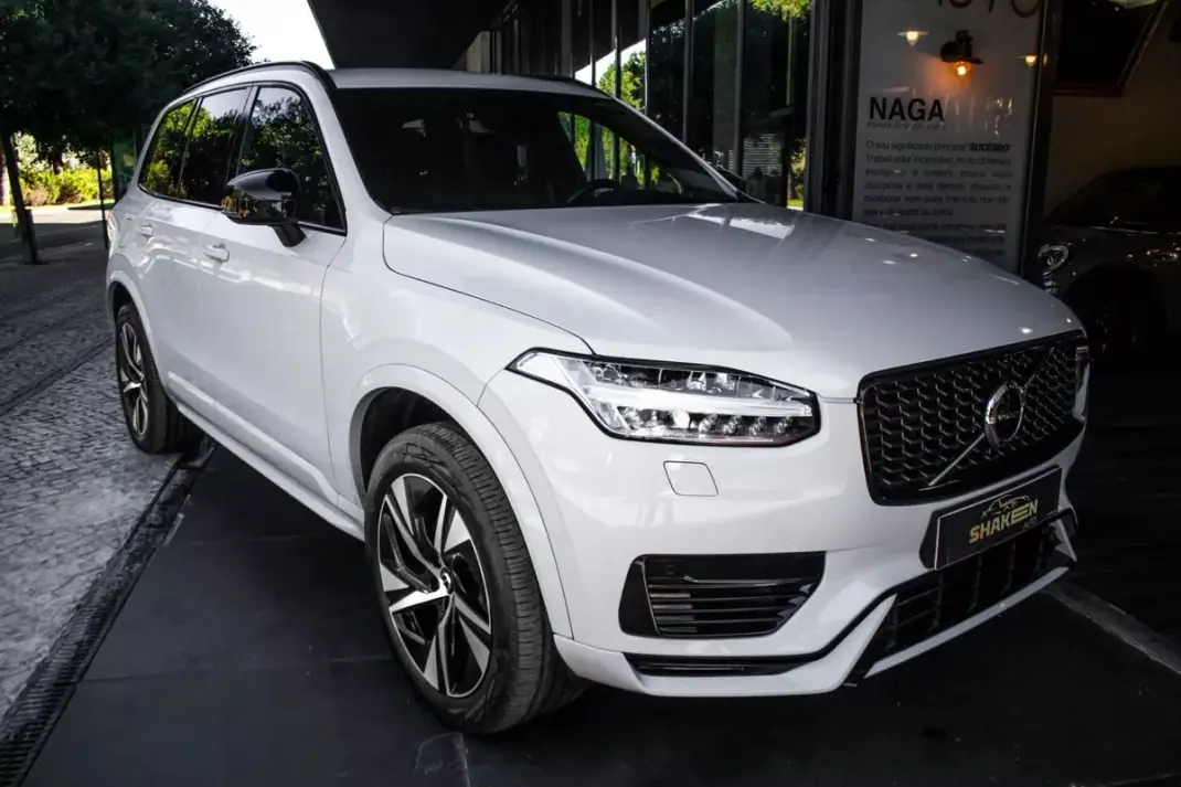 Volvo XC 90 2022 - 47000 EUR, 132399 km - AUTO.MOTO.pt - 132399km - foto 6 de 43