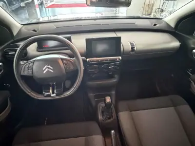 Citroën C4 Cactus 2017 - 12500 EUR, 70000 km - AUTO.MOTO.pt - 70000km - foto 3 de 14