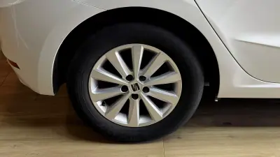 SEAT Ibiza 2023 - 14270 EUR, 50000 km - AUTO.MOTO.pt - 50000km - foto 6 de 38