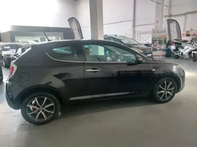 Alfa Romeo MiTo 2014 - 6490 EUR, 231411 km - AUTO.MOTO.pt - 231411km - foto 9 de 23