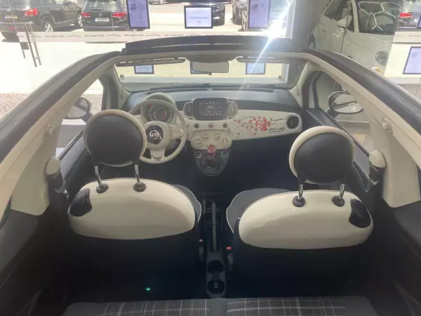 Fiat 500C 2020 - 15500 EUR, 48550 km - AUTO.MOTO.pt - 48550km - foto 14 de 16