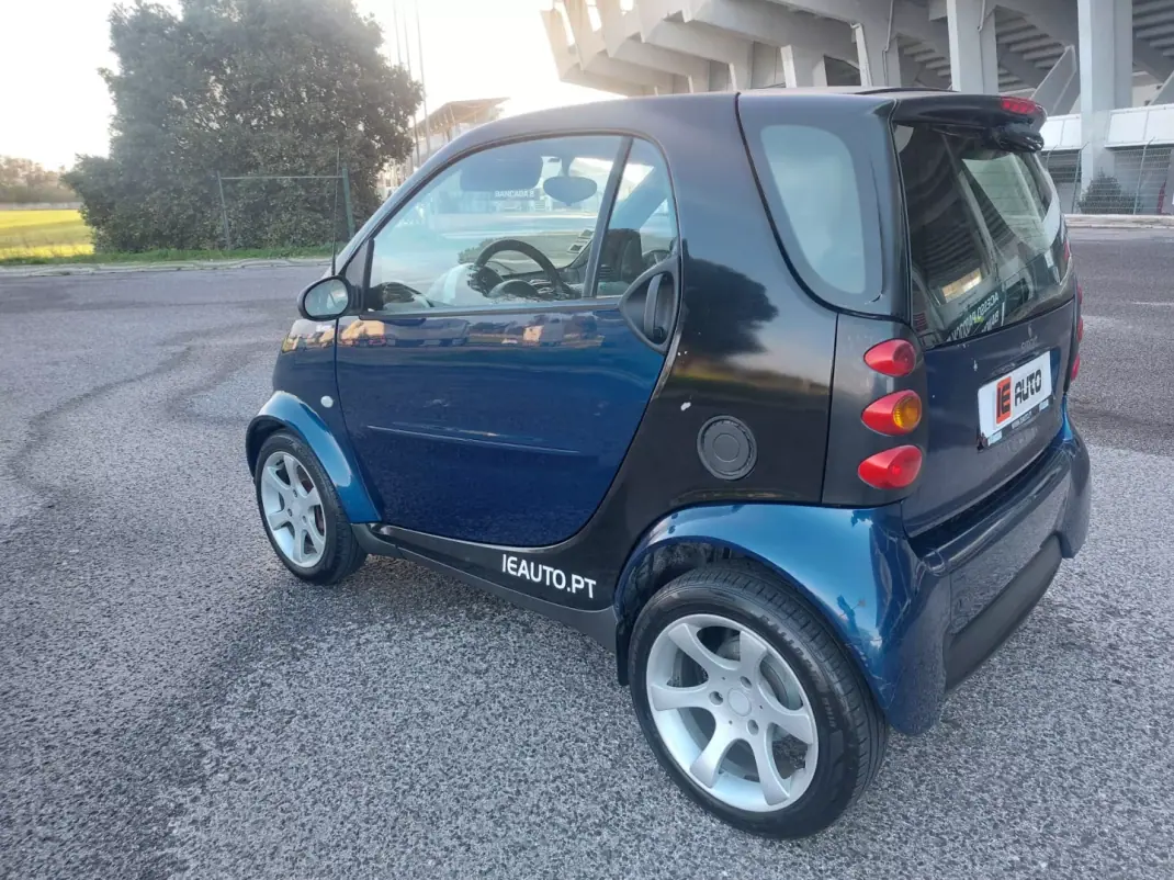 Smart Fortwo Cabrio 2006 - 3890 EUR, 292779 km - AUTO.MOTO.pt - 292779km - foto 5 de 19