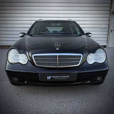 Mercedes-Benz C 200 2001 - 3900 EUR, 375000 km - 375000km - foto 4 de 23