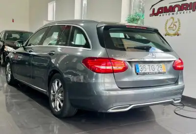 Mercedes-Benz C 300 2017 - 22999 EUR, 102000 km - AUTO.MOTO.pt - 102000km - foto 4 de 31