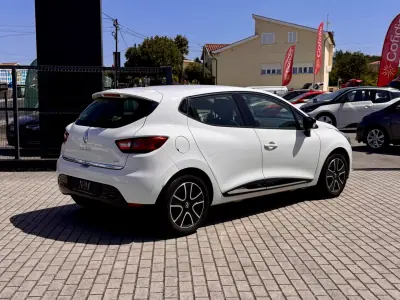 Renault Clio 2015 - 9500 EUR, 130000 km - 130000km - foto 4 de 18