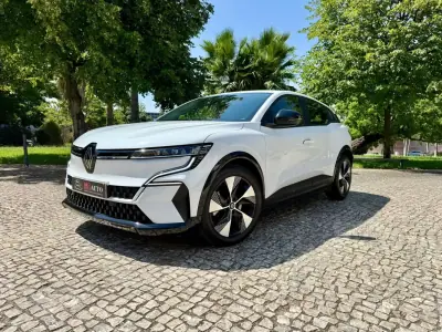 Renault Mégane E-Tech 2023 - 43500km