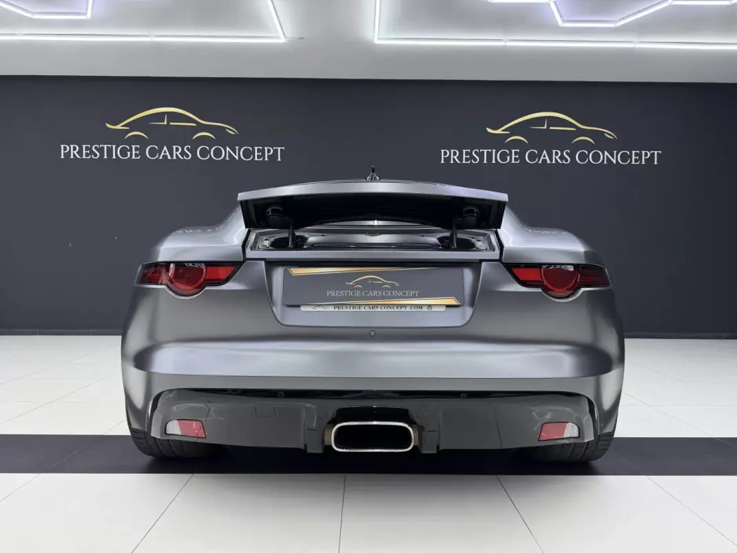 Jaguar F-Type 2018 - 48950 EUR, 57634 km - 57634km - foto 15 de 43